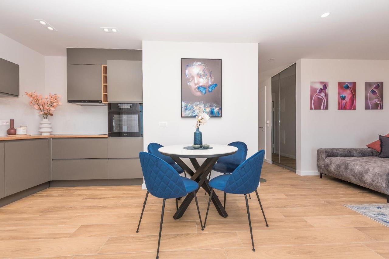 Luxury Adria Sea & City View Apartment Makarska Extérieur photo